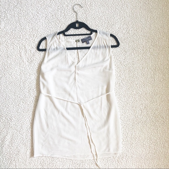 A Pea in The Pod Maternity Top - Picture 2 of 6